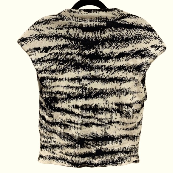 Express Women's Top, Size XL, Cap Sleeves, Beige/Black 100% cotton - Picture 2 of 3